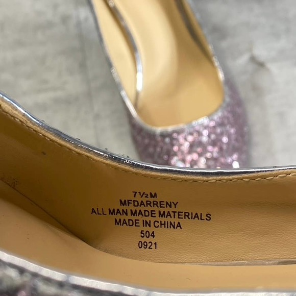 Marc Fisher Women's Silver/Pink Ombre Glitter Darreny Pointed-Toe Pumps SZ 7.5 - Picture 13 of 13
